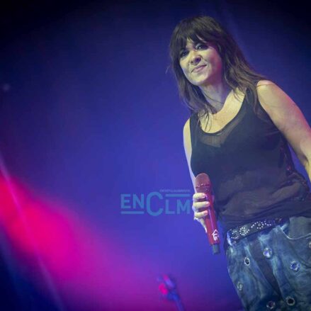 Fotos | Sencillamente encandiladora, así fue Vanesa Martín en su actuación en la Plaza de Toros de Toledo — imagen 39