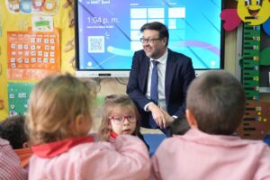 El consejero de Educación, Amador Pastor