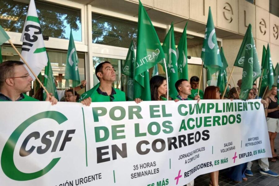 Trabajadores de Correos de Castilla-La Mancha exigen entre 450 y 500 contrataciones para frenar la sobrecarga laboral