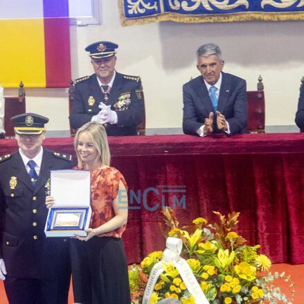 Fotos | La Policía Nacional celebra en Toledo la festividad de sus patronos con la entrega de 25 medallas — imagen 9