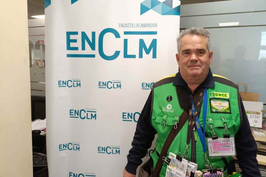 El Chato, vendedor de la ONCE en Toledo, reparte 127 premios en el sorteo del Cuponazo