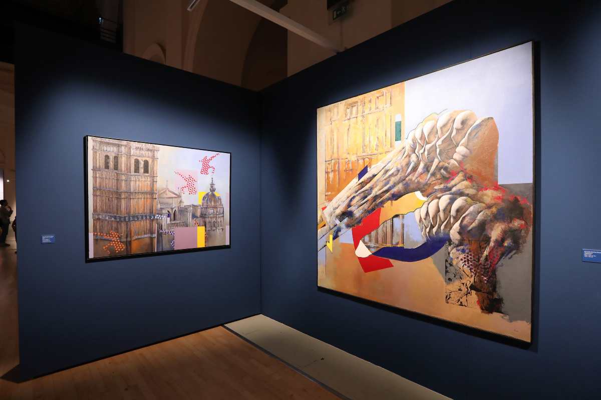 Dos obras de la exposición en el centro cultural San Marcos.