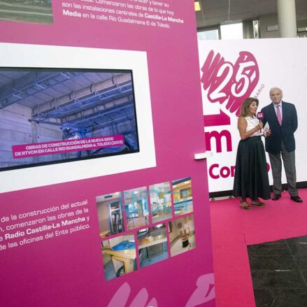 Fotos | Castilla-La Mancha Media inaugura la exposición audiovisual que recorre sus 25 años como medio de comunicación — imagen 18