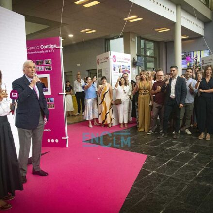 Fotos | Castilla-La Mancha Media inaugura la exposición audiovisual que recorre sus 25 años como medio de comunicación — imagen 45