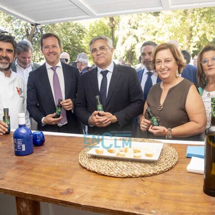Fotos | Aceites, dulces, embutidos, quesos, vinos… Arranca Sabor Toledo, la feria gastronómica de la provincia — imagen 31