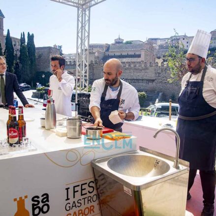 Fotos | Aceites, dulces, embutidos, quesos, vinos… Arranca Sabor Toledo, la feria gastronómica de la provincia — imagen 48