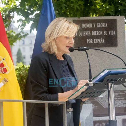 Fotos | Un monolito recuerda en el Alcázar de Toledo a las personas de las misiones españolas que fallecieron en Bosnia y Herzegovina — imagen 5