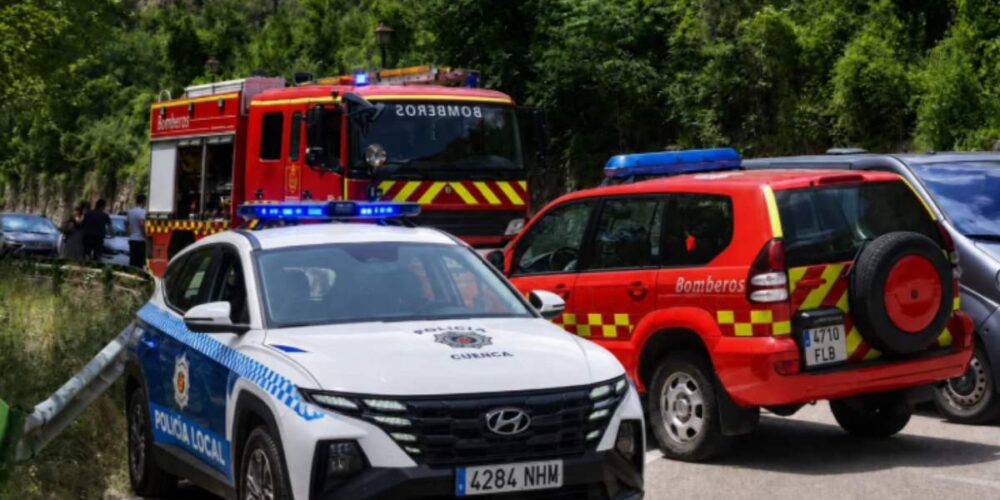 Operativo de rescate en el río Júcar. Foto: Policía Local de Cuenca.