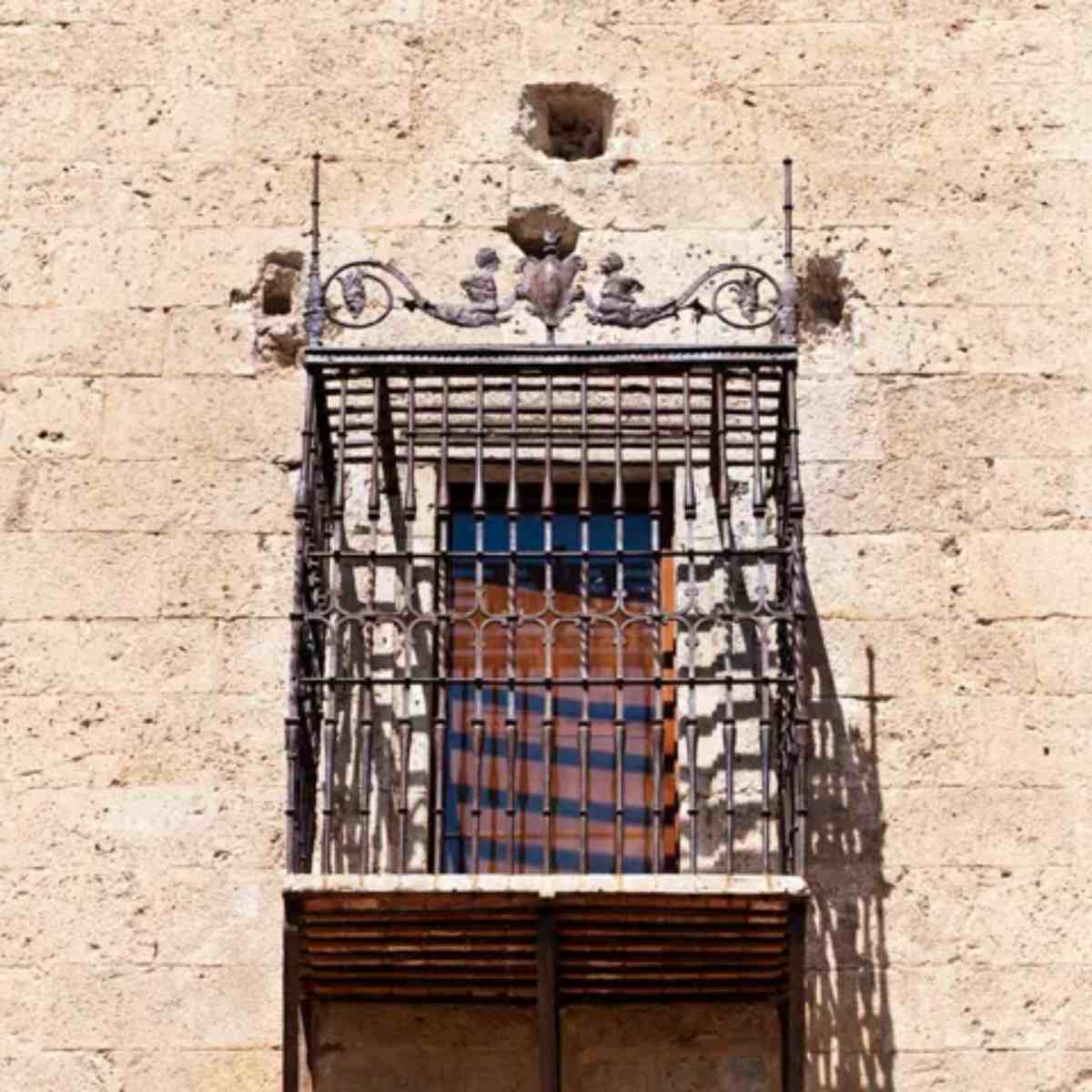 Ventana Palacio Ducal Foto: Turismo Castilla-La Mancha