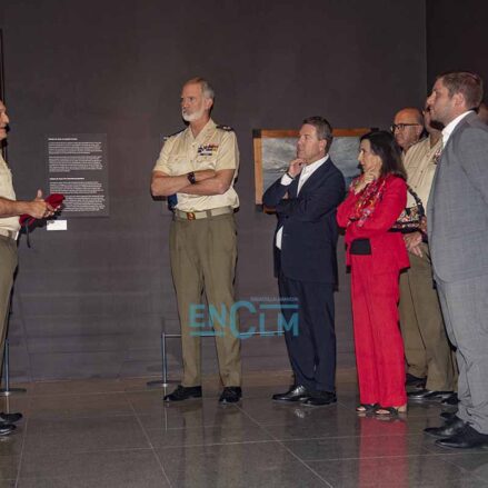 Fotos | La visita del Rey a la exposición en Toledo que celebra el papel de España en la independencia de los Estados Unidos — imagen 3