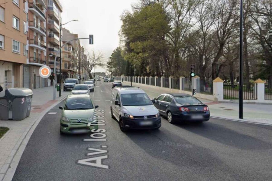 Llevan al hospital a una joven herida por arma blanca en Albacete