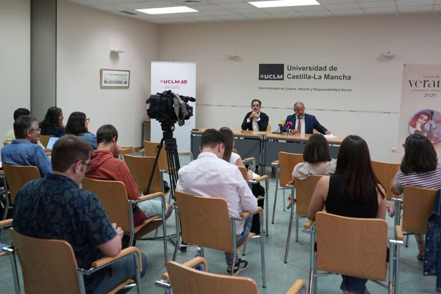 Inés Hernand y Nerea Pérez de las Heras, entre las ponentes de los cursos de verano de la UCLM por su 40º aniversario