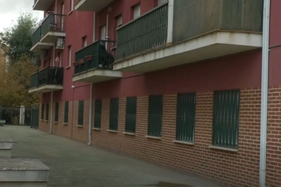 «No somos okupas»: familias de Valdepeñas denuncian coacciones para dejar viviendas con contratos en vigor
