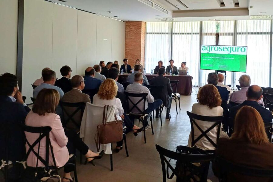 Agroseguro presenta las novedades de los seguros agrarios para los agricultores castellanomanchegos