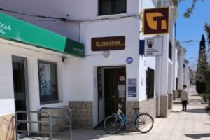 Establecimiento que ha vendido el boleto premiado en la calle Pasico, de Aguas Nuevas, en Albacete