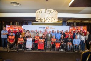 El BSR amiab Albacete presenta a su nuevo entrenador y equipación para esta temporada 2026-2027