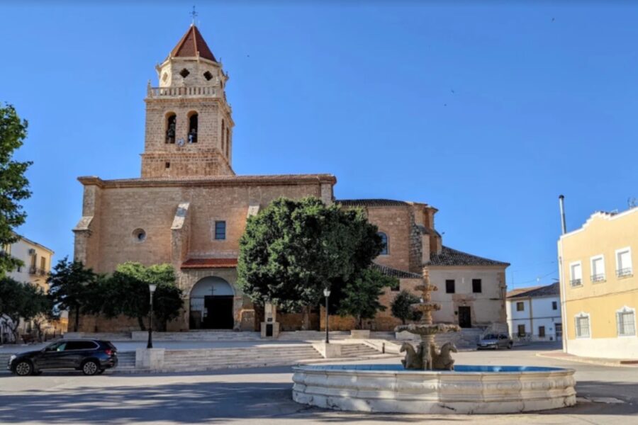 Un palacio del siglo XVI busca dueño en un pueblo cerca de Albacete por solo 150.000 euros