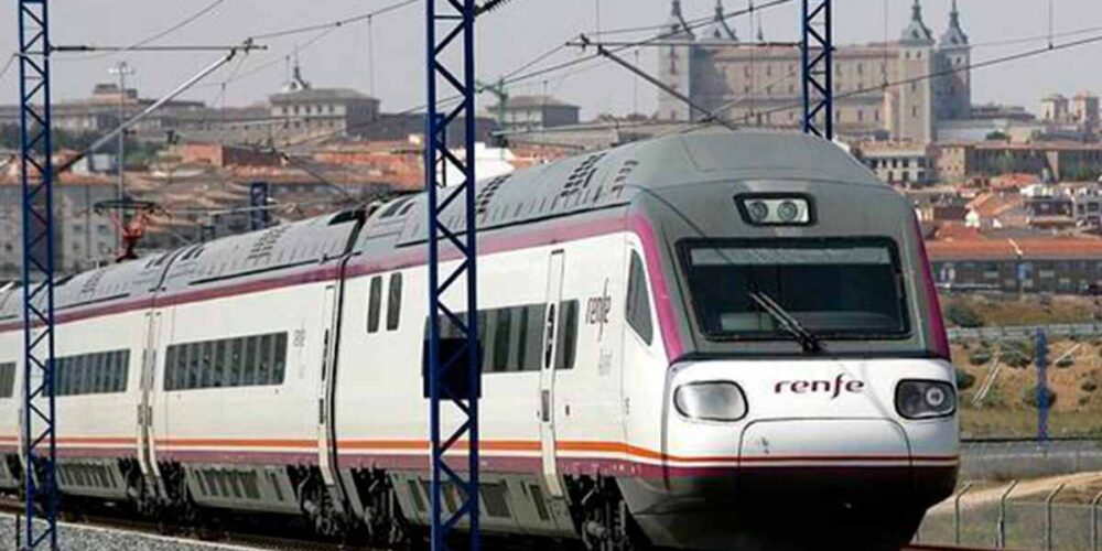 Un tren del Ave Toledo-Madrid.