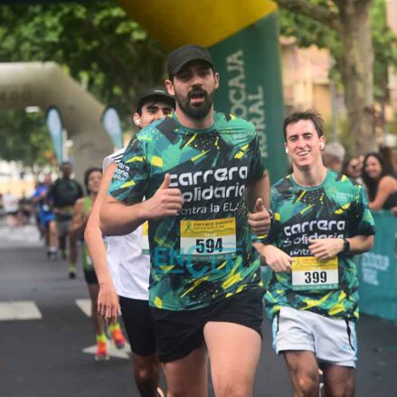 Fotos | Más de 6.700 personas visten Toledo de verde, de amor y de solidaridad en la carrera contra la ELA — imagen 95