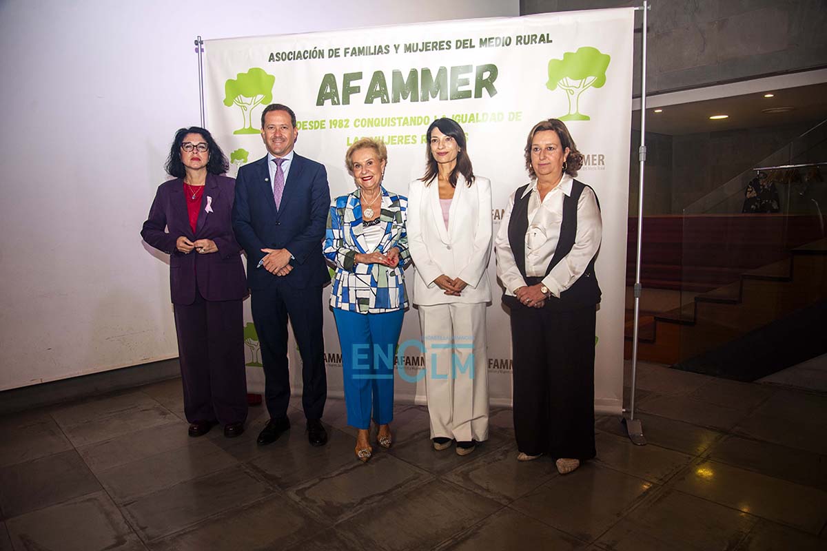 Acto de la Asociación de Familias y Mujeres del Medio Rural (Afammer) en la sede de Unicaja en Toledo