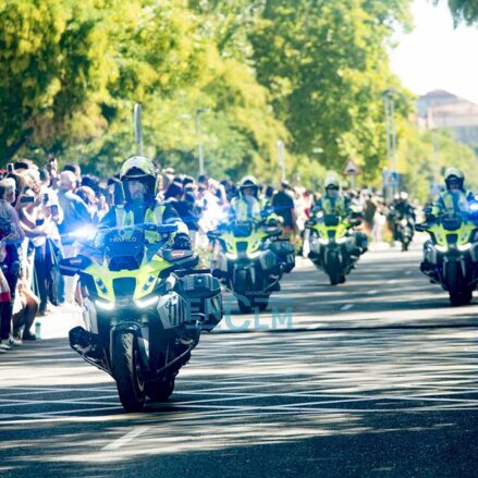 Fotos | La celebración en Toledo del Día del Pilar, con el tradicional desfile de la Guardia Civil — imagen 2