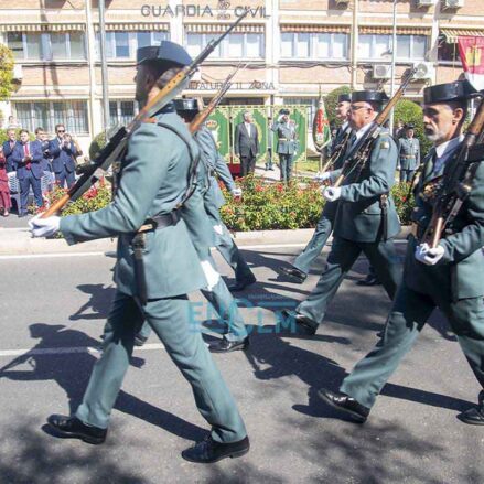Fotos | La celebración en Toledo del Día del Pilar, con el tradicional desfile de la Guardia Civil — imagen 1