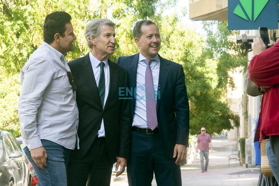 Velázquez, a petición de Feijóo, encabezará la lista del PP al Congreso, y seguirá siendo alcalde de Toledo