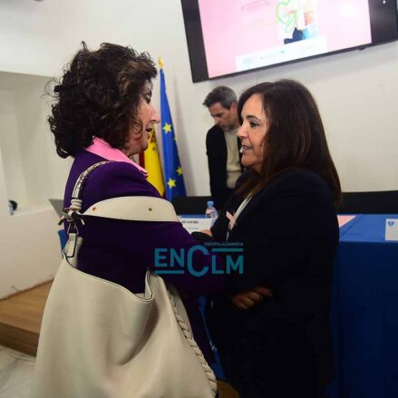 Fotos | La mesa redonda en el Colegio de Médicos de Toledo sobre el cáncer de mama analizado desde diferentes ámbitos y experiencias — imagen 18