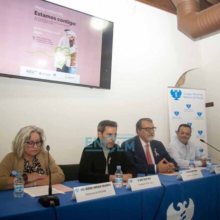 Fotos | La mesa redonda en el Colegio de Médicos de Toledo sobre el cáncer de mama analizado desde diferentes ámbitos y experiencias — imagen 3