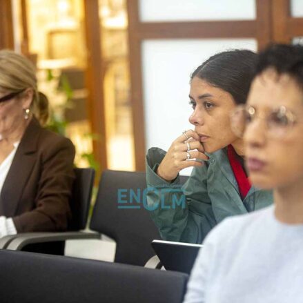 Fotos | La mesa redonda en el Colegio de Médicos de Toledo sobre el cáncer de mama analizado desde diferentes ámbitos y experiencias — imagen 22