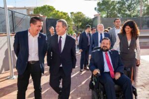 Page, en La Roda junto con Santiago Cabañero, Juan Ramón Amores y Josefina Navarrete.