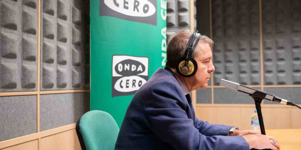 Emiliano García-Page entrevistado en Onda Cero.