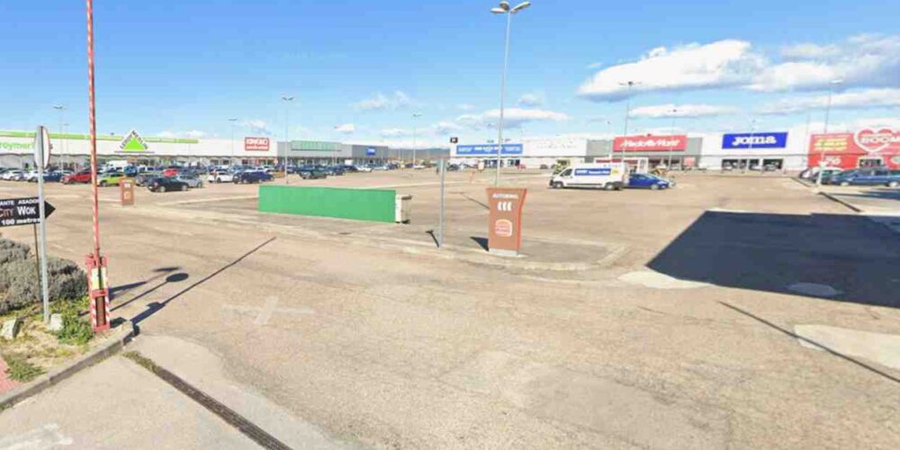Imagen del Parque Comercial El Golf, en Talavera