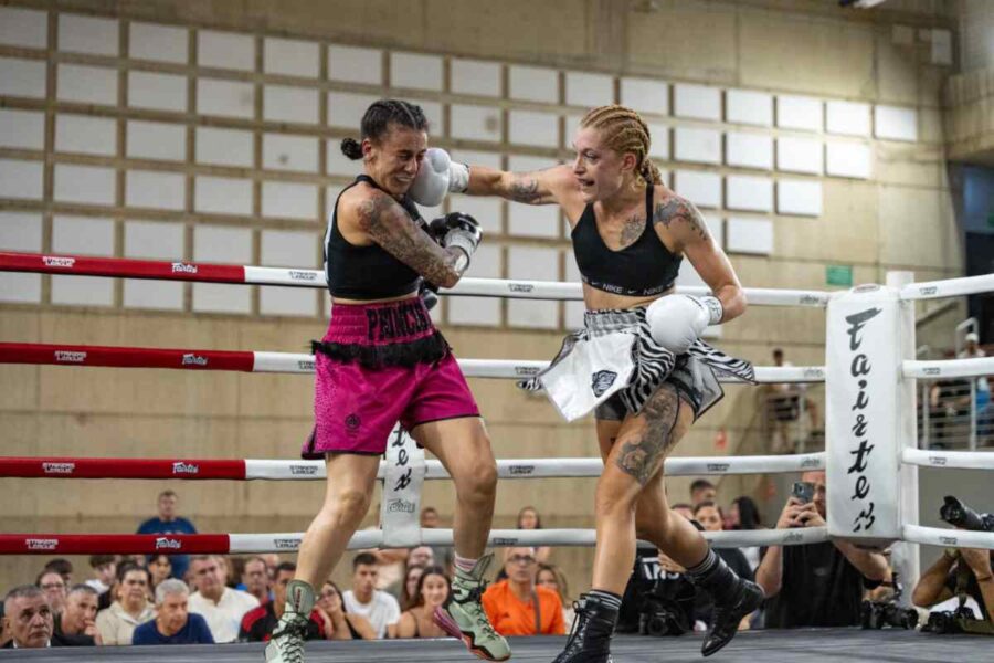 Campeona de España de boxeo y cartera en un pueblo de Toledo: «Quise empezar a los 13 años pero mi madre no me dejó»