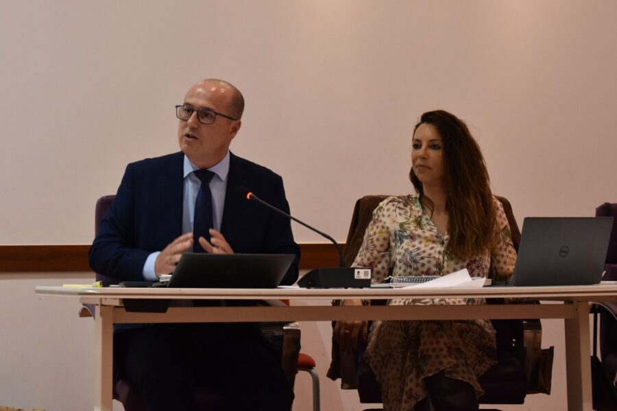 Rojo critica «las subidas salvajes de impuestos» de Guadalajara en el Debate sobre el Estado de la Ciudad
